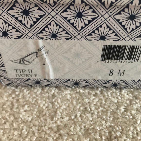 Ivory heels - Picture 7 of 8